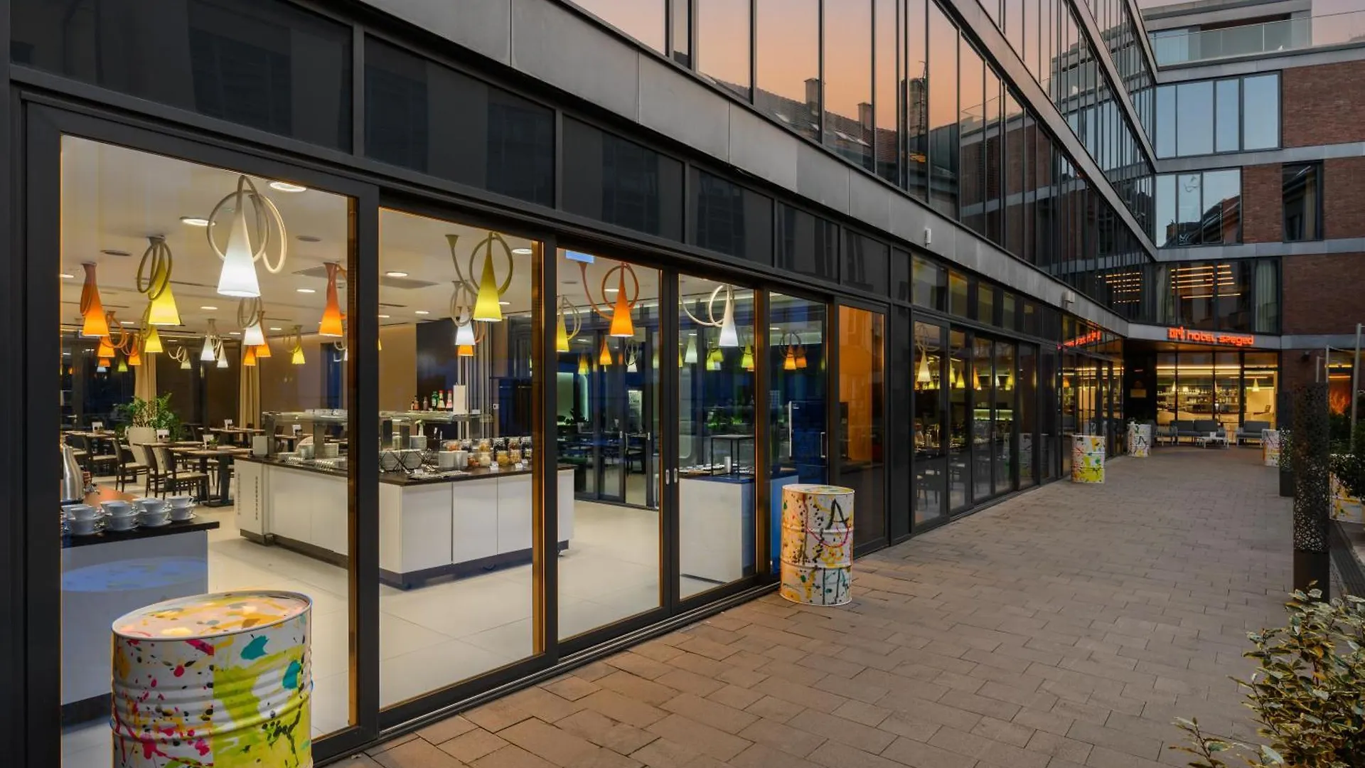 Art Hotel Szeged location